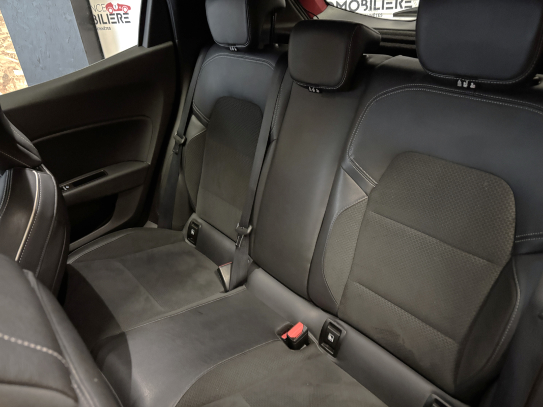 Renault Clio — 16