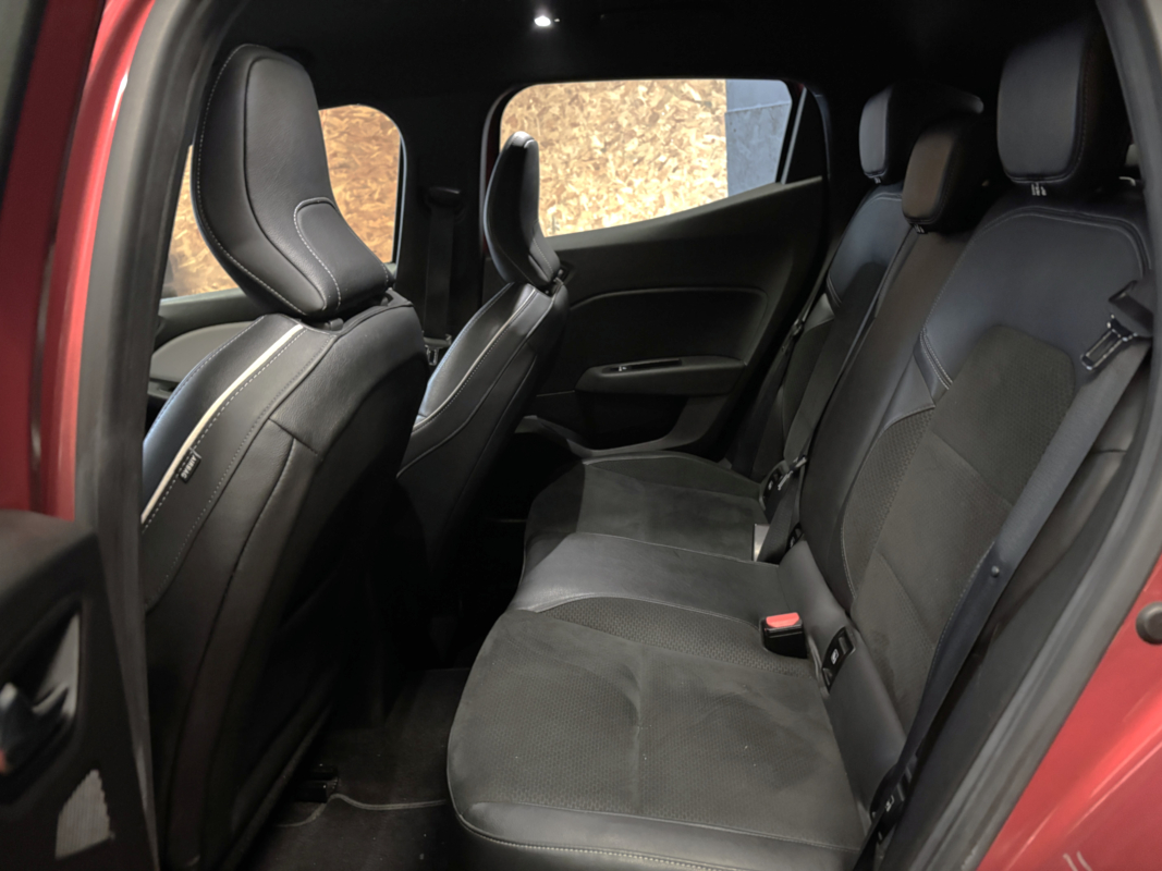 Renault Clio — 18