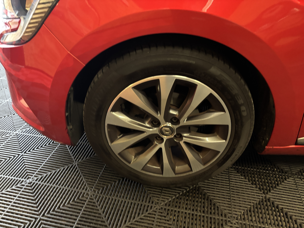 Renault Clio — 28
