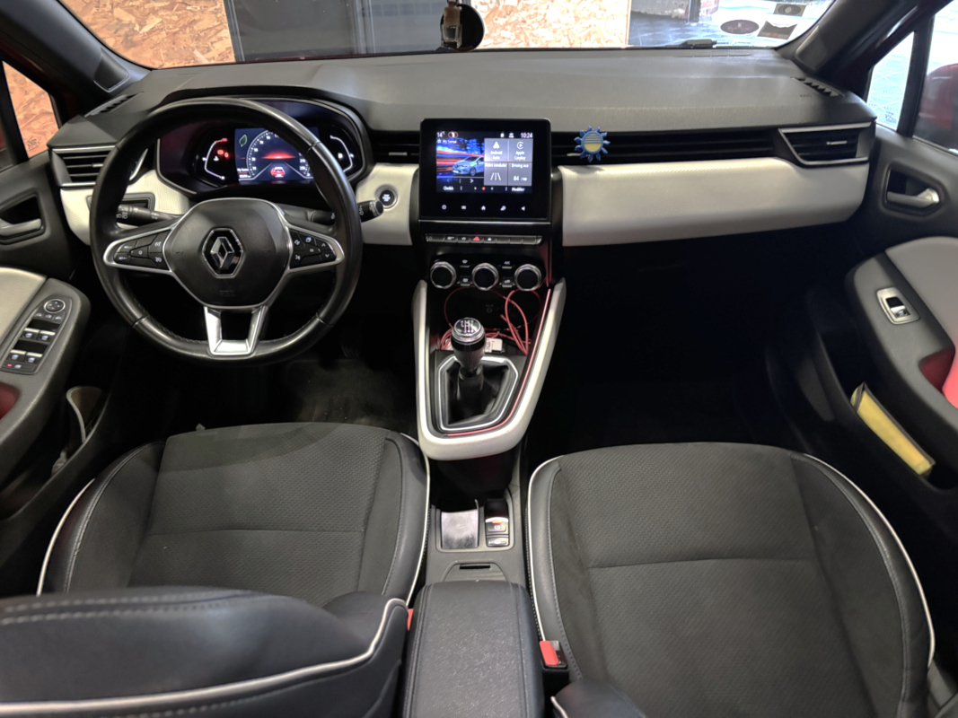 Renault Clio — 20