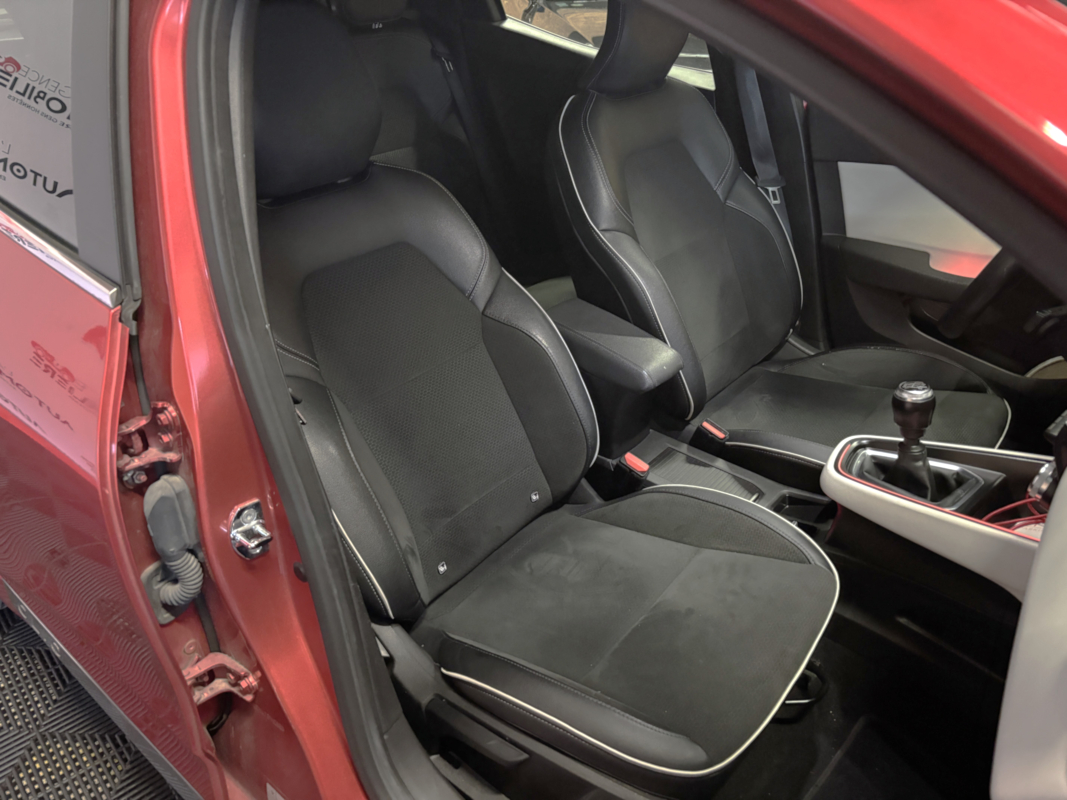 Renault Clio — 13
