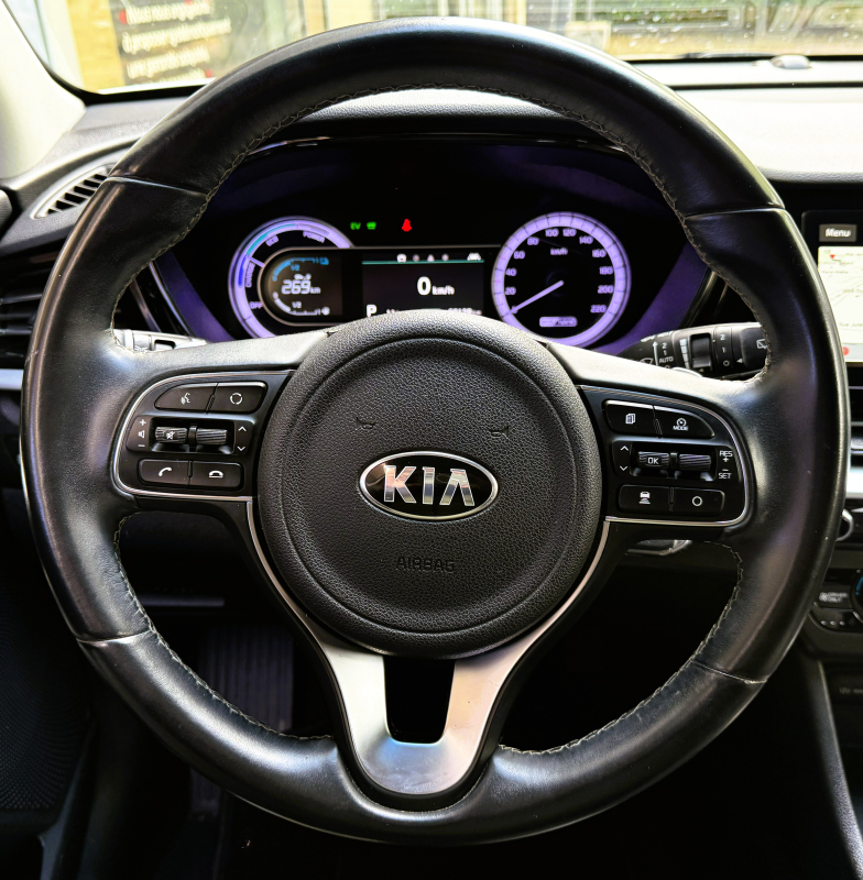 Kia Niro — 12