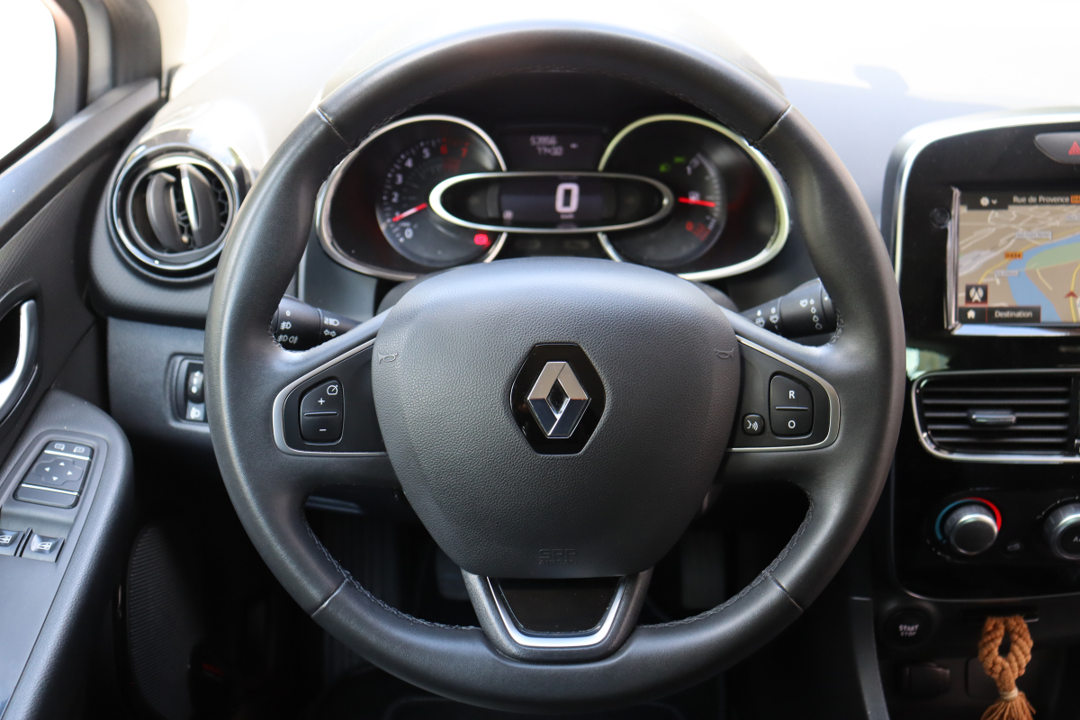 Renault Clio — 17