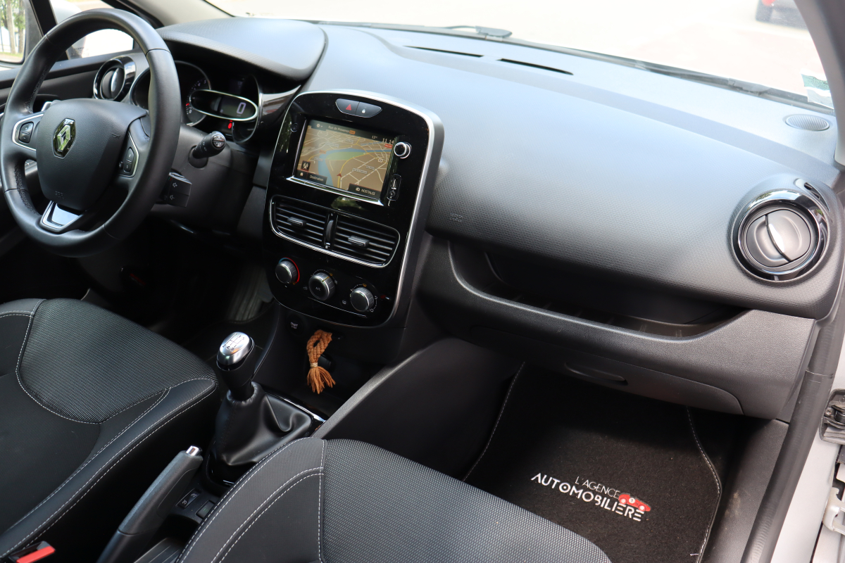 Renault Clio — 13
