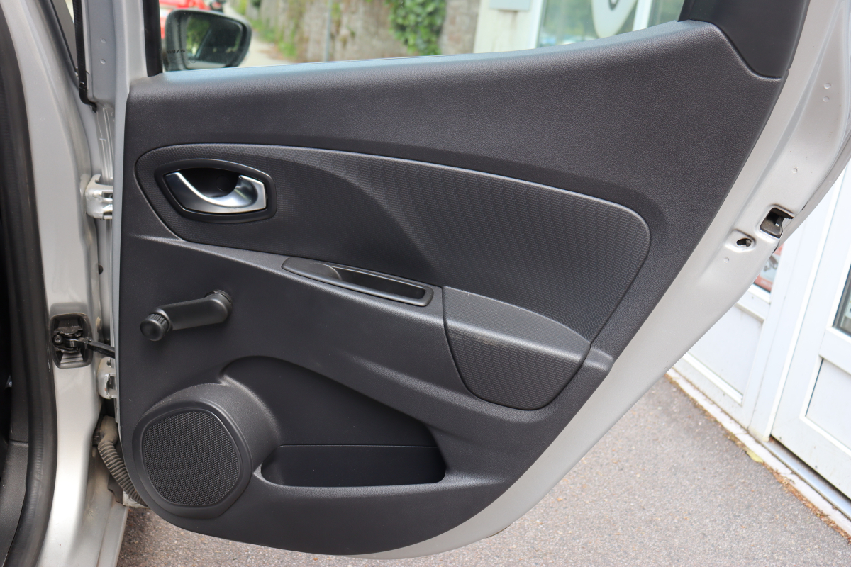 Renault Clio — 33