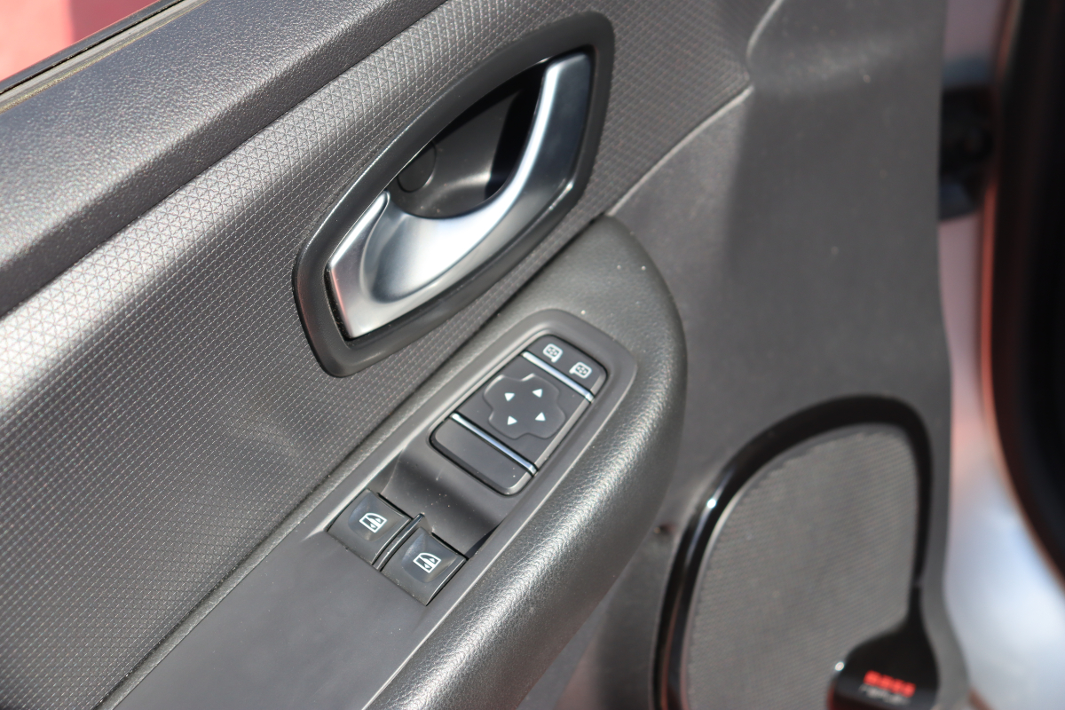 Renault Clio — 15