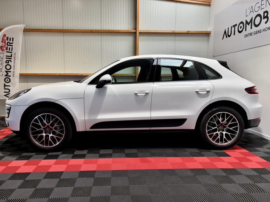 Porsche Macan — 8