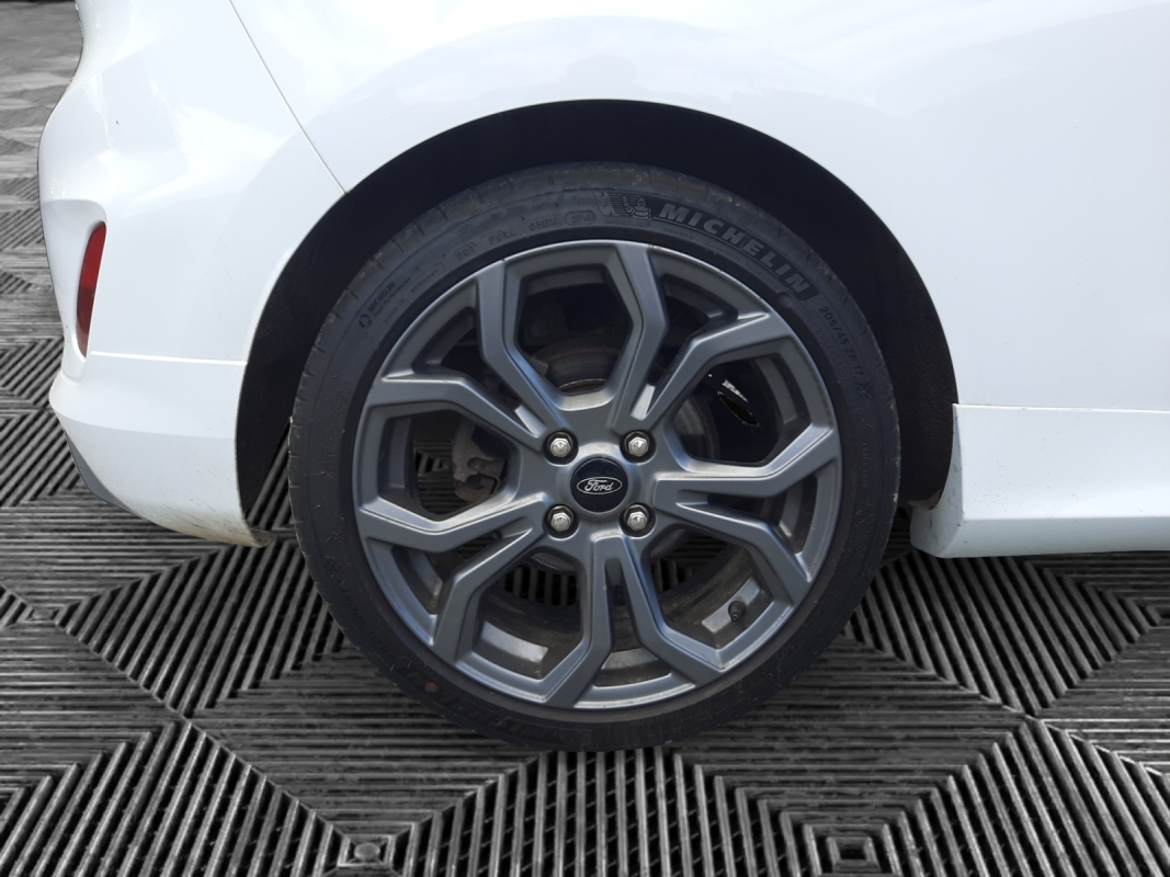 Ford Fiesta — 33