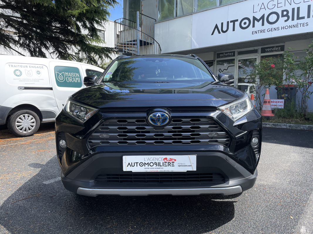 Toyota RAV4 — 2