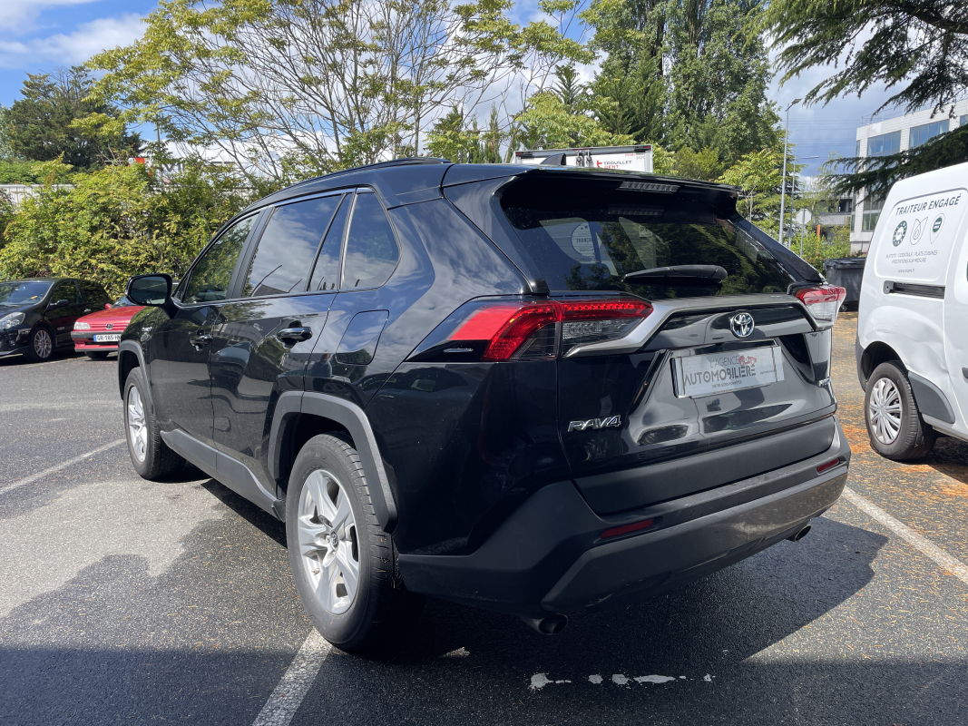 Toyota RAV4 — 5