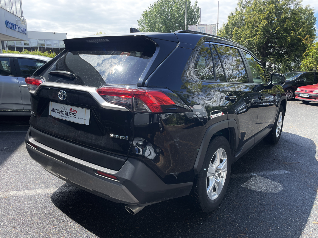 Toyota RAV4 — 7