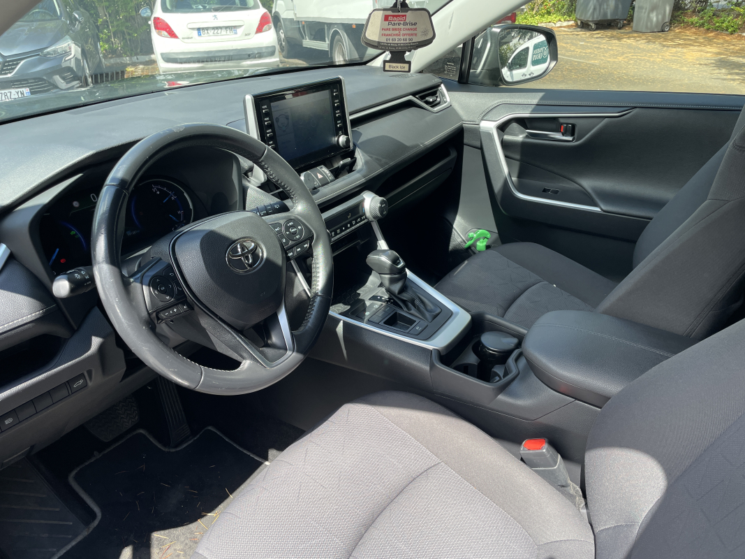 Toyota RAV4 — 10