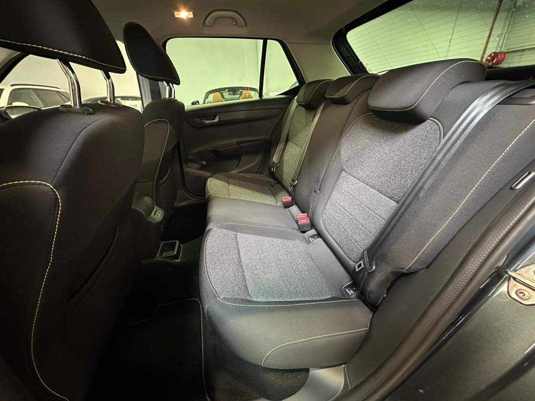 Skoda Fabia — 12