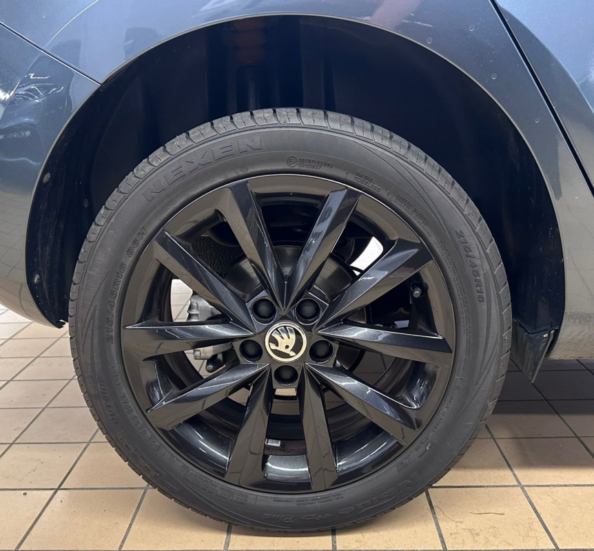 Skoda Fabia — 25