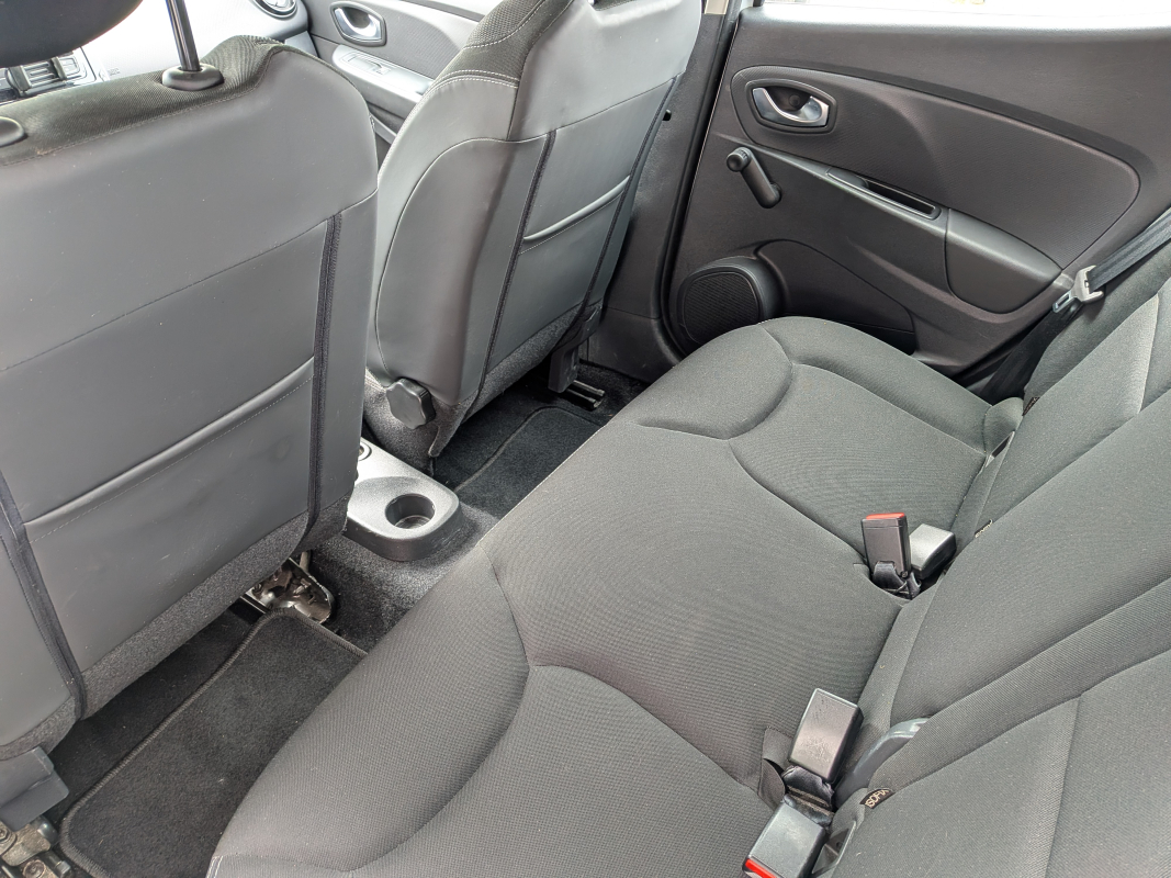 Renault Clio — 11