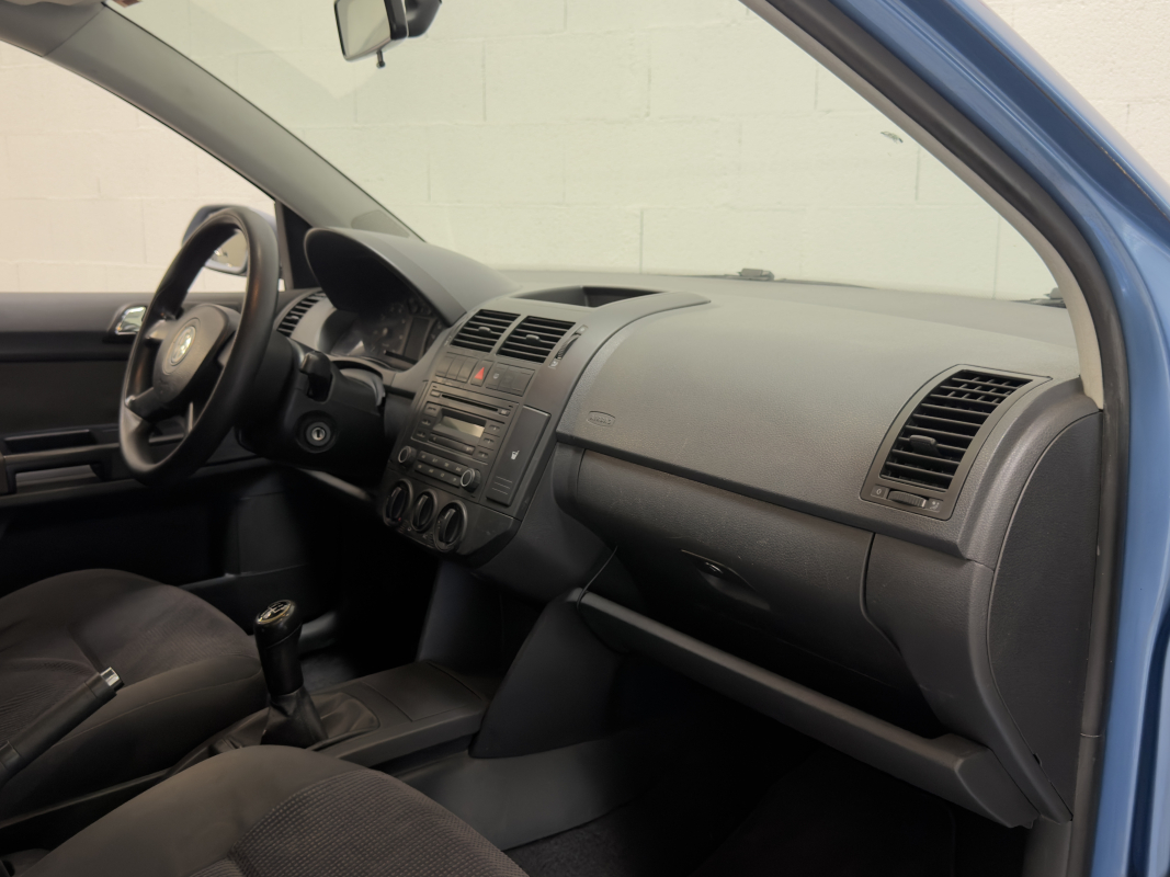 Volkswagen Polo — 13