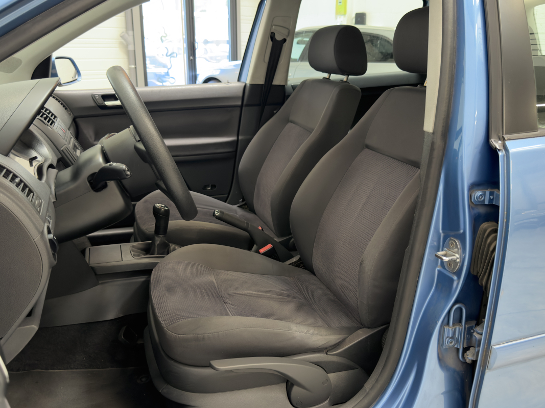 Volkswagen Polo — 12
