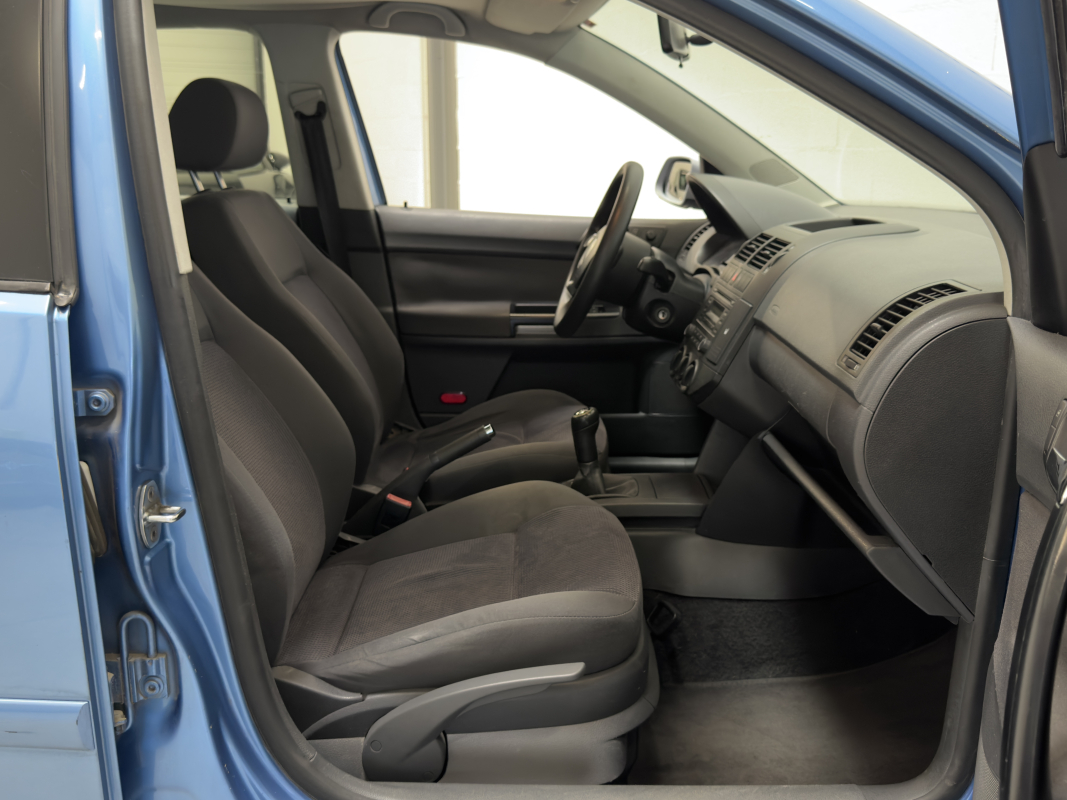 Volkswagen Polo — 9