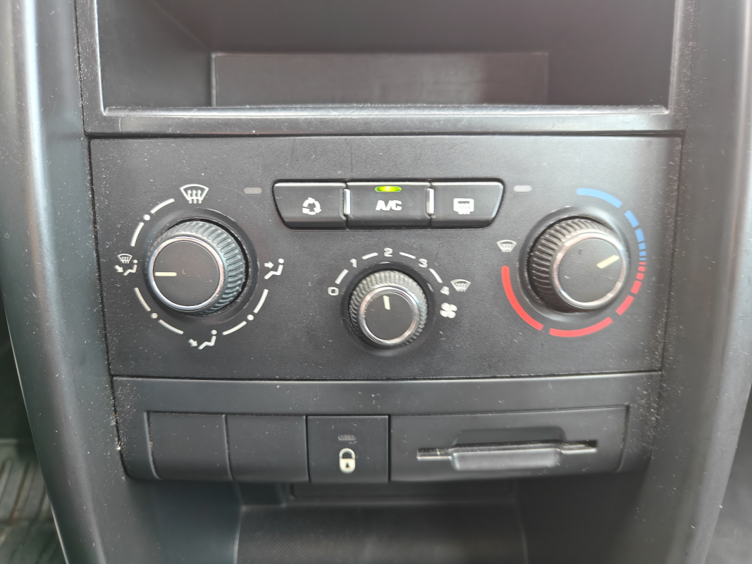Peugeot 207 — 27