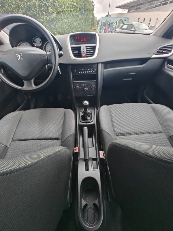 Peugeot 207 — 19