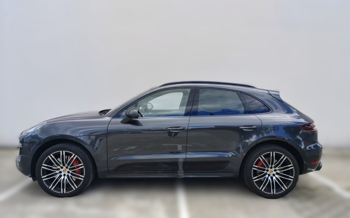 Porsche Macan — 2