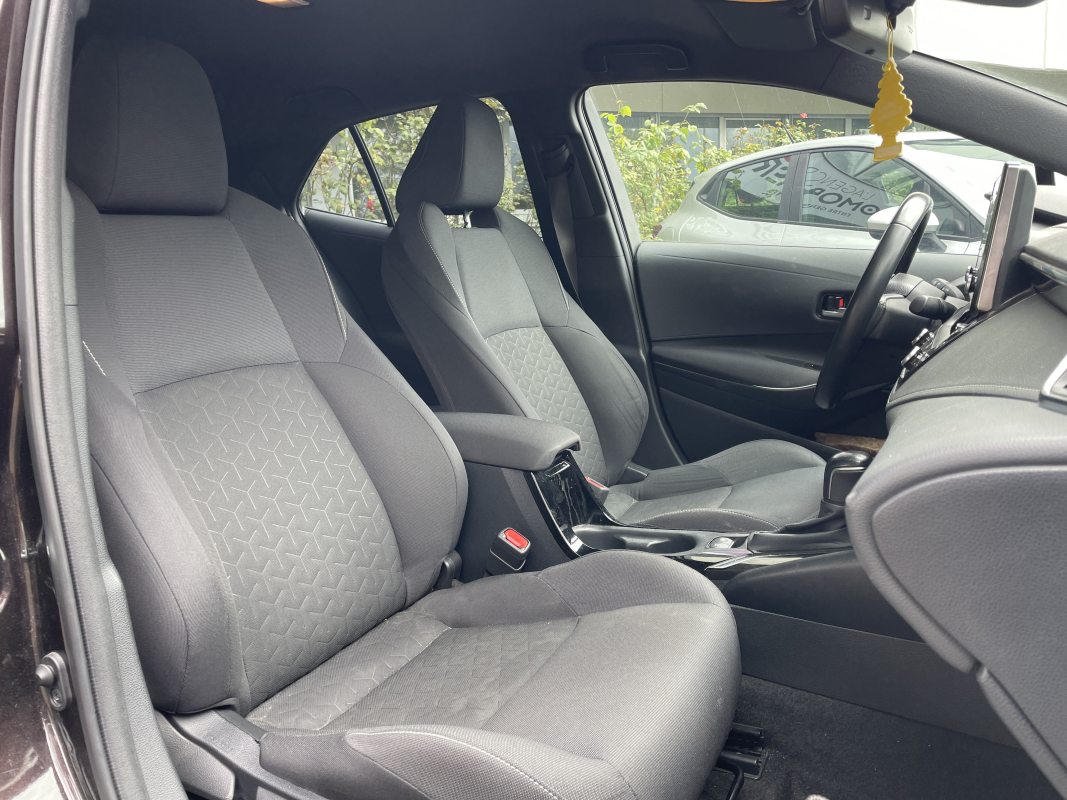 Toyota Corolla — 11