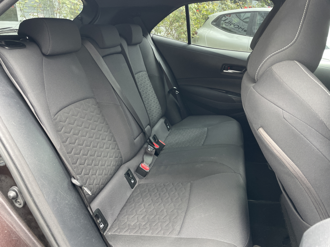 Toyota Corolla — 13