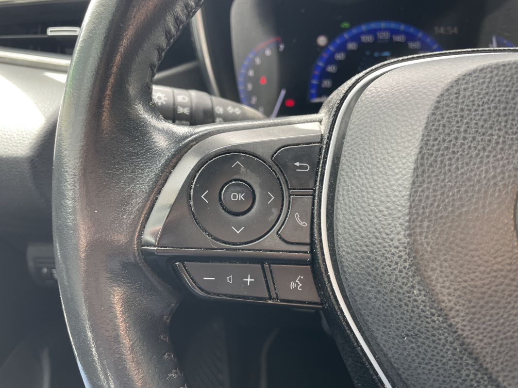 Toyota Corolla — 25