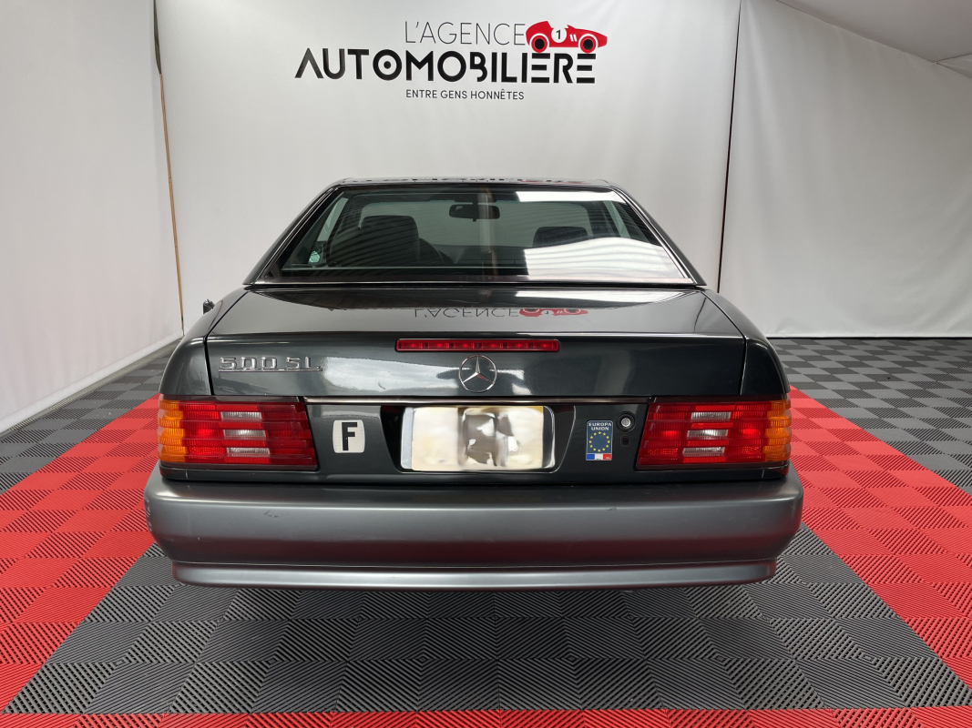 Mercedes SL — 10