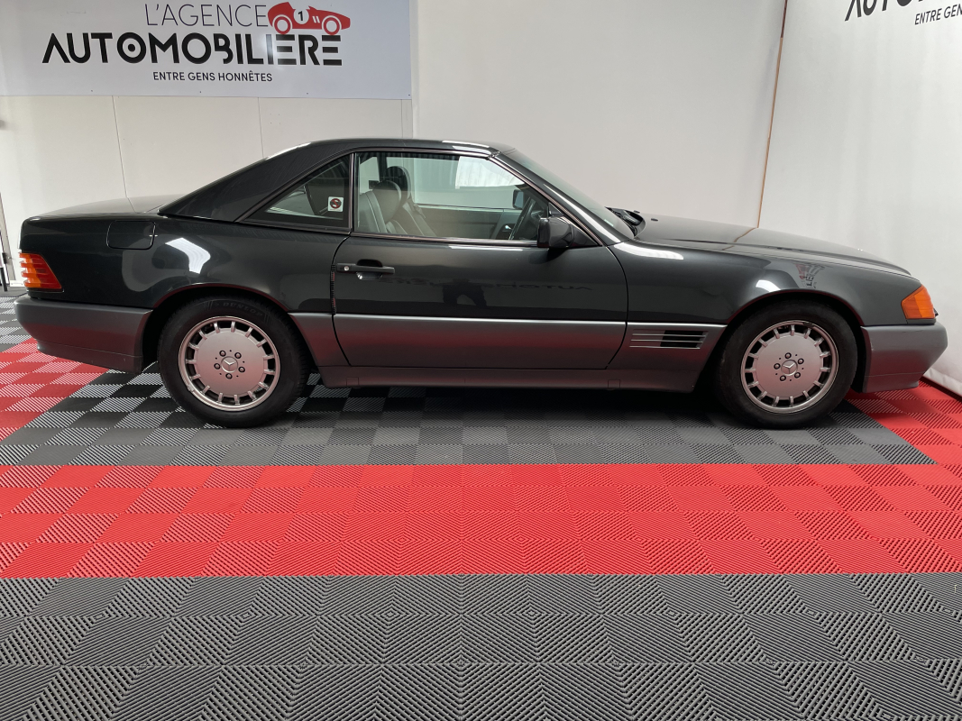 Mercedes SL — 11