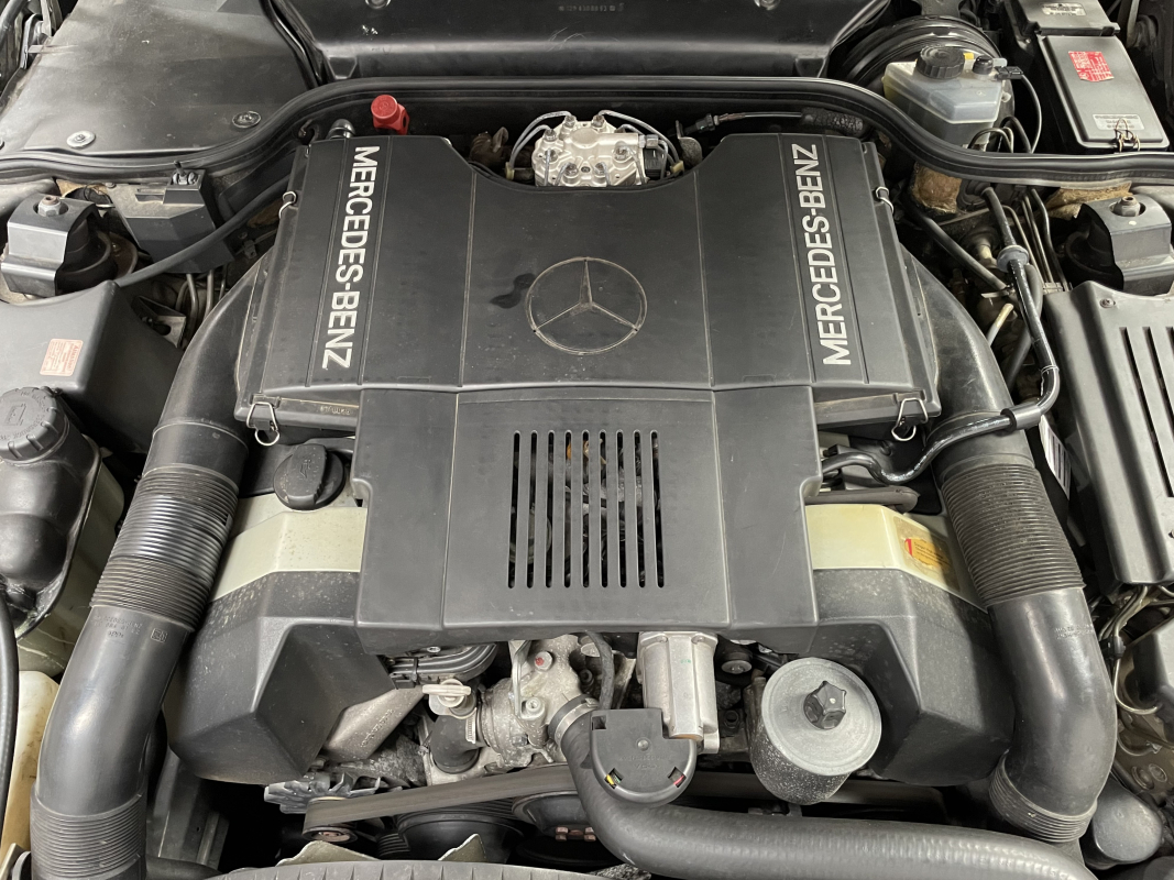 Mercedes SL — 24