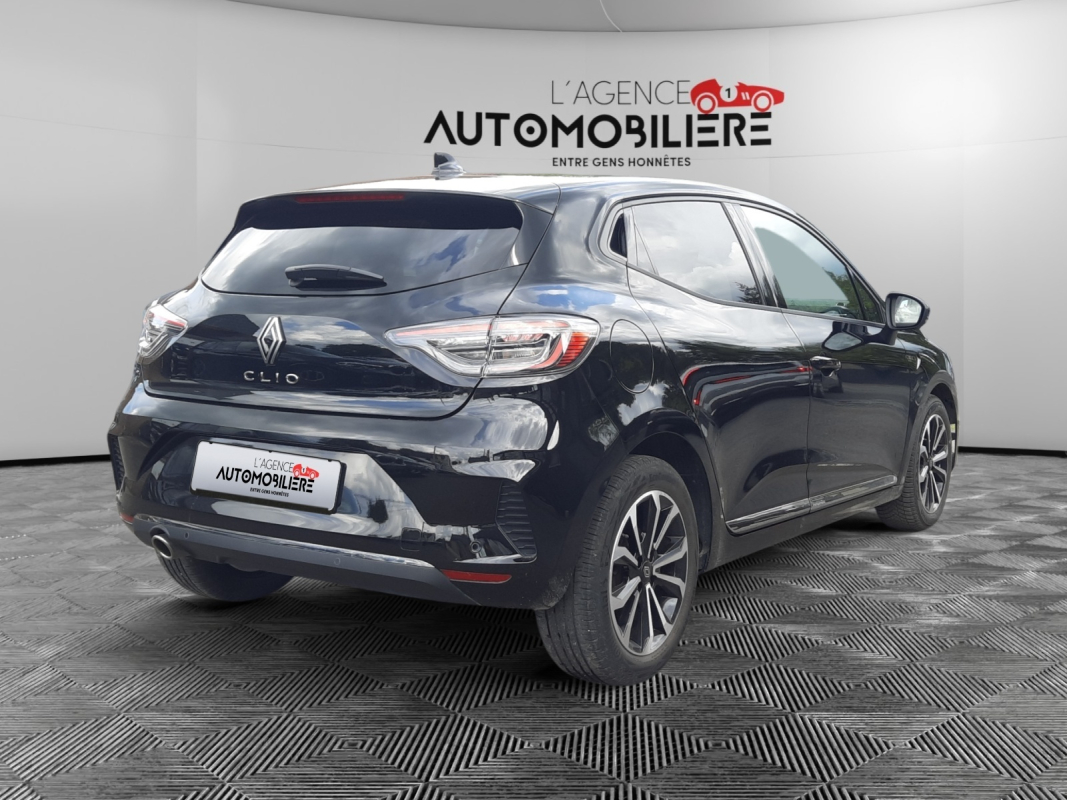 Renault Clio — 5