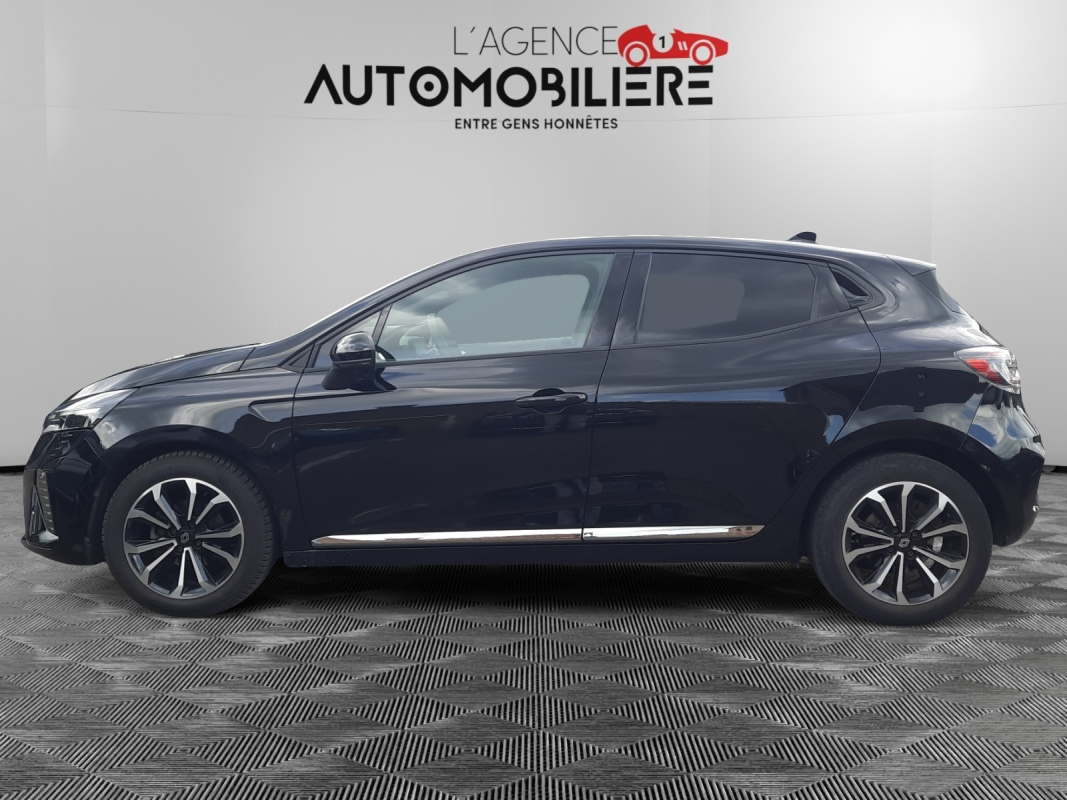 Renault Clio — 8