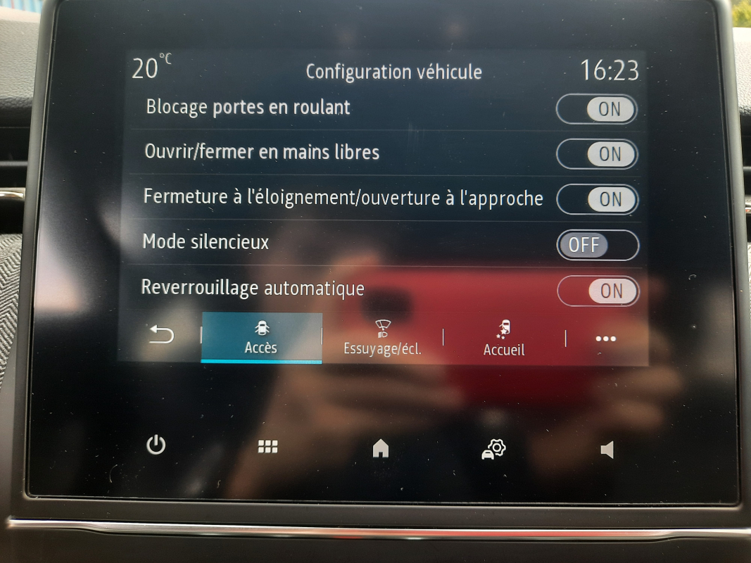 Renault Clio — 19
