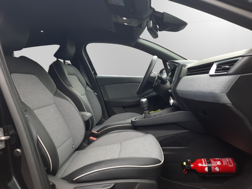 Renault Clio — 26