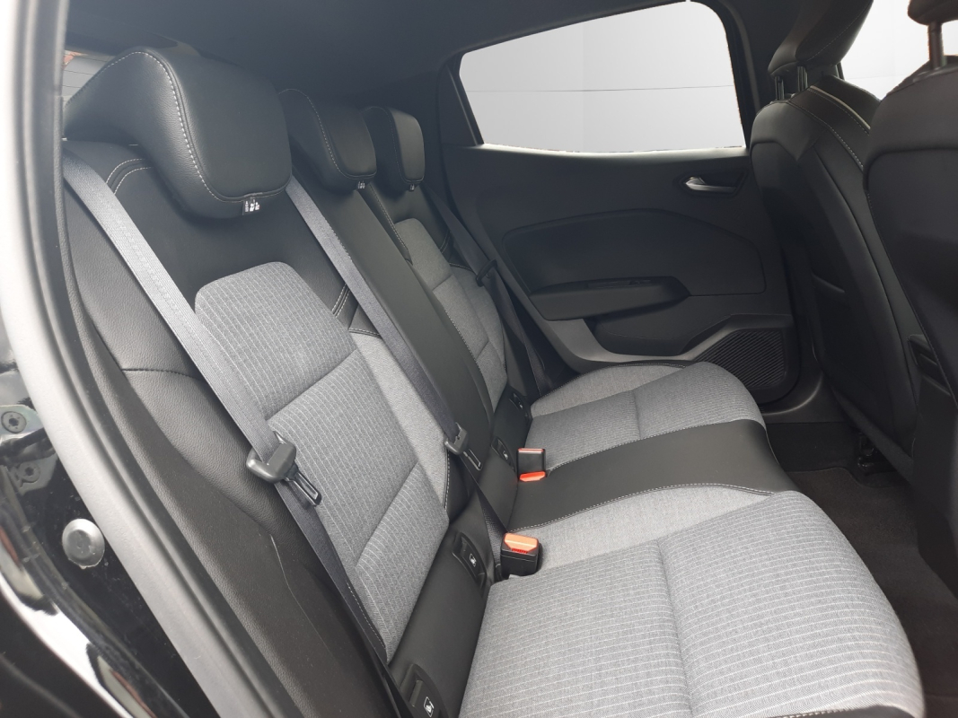Renault Clio — 27