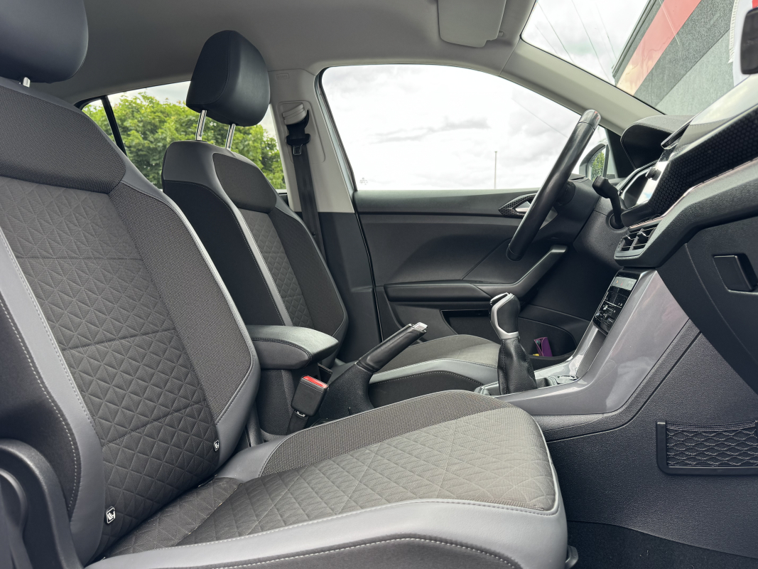 Volkswagen T-Cross — 11