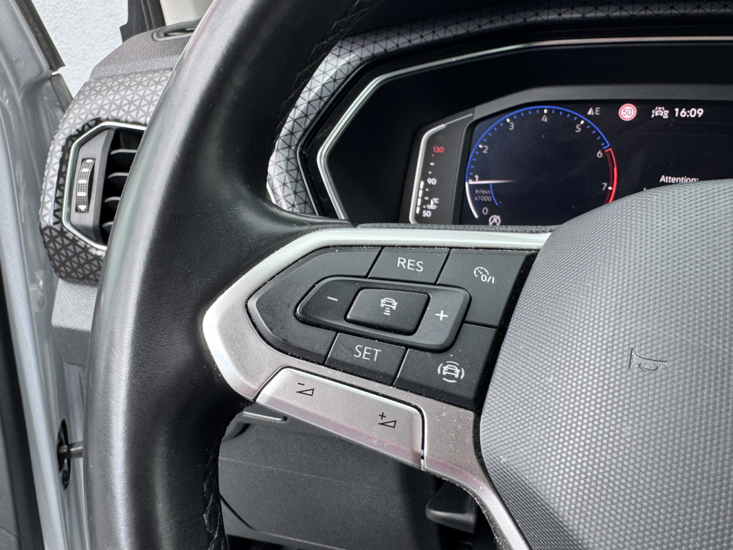 Volkswagen T-Cross — 13