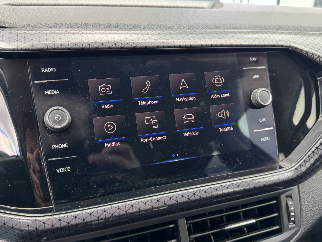 Volkswagen T-Cross — 17