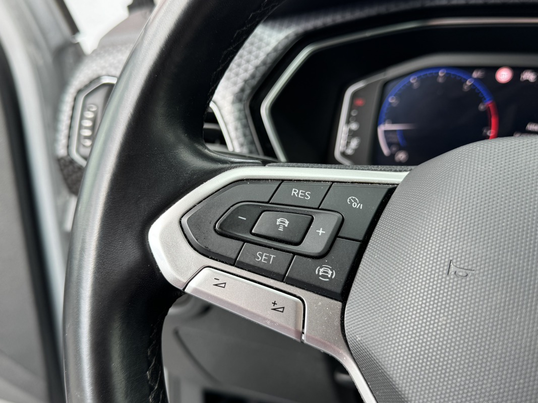 Volkswagen T-Cross — 20