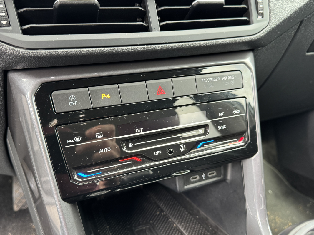 Volkswagen T-Cross — 23