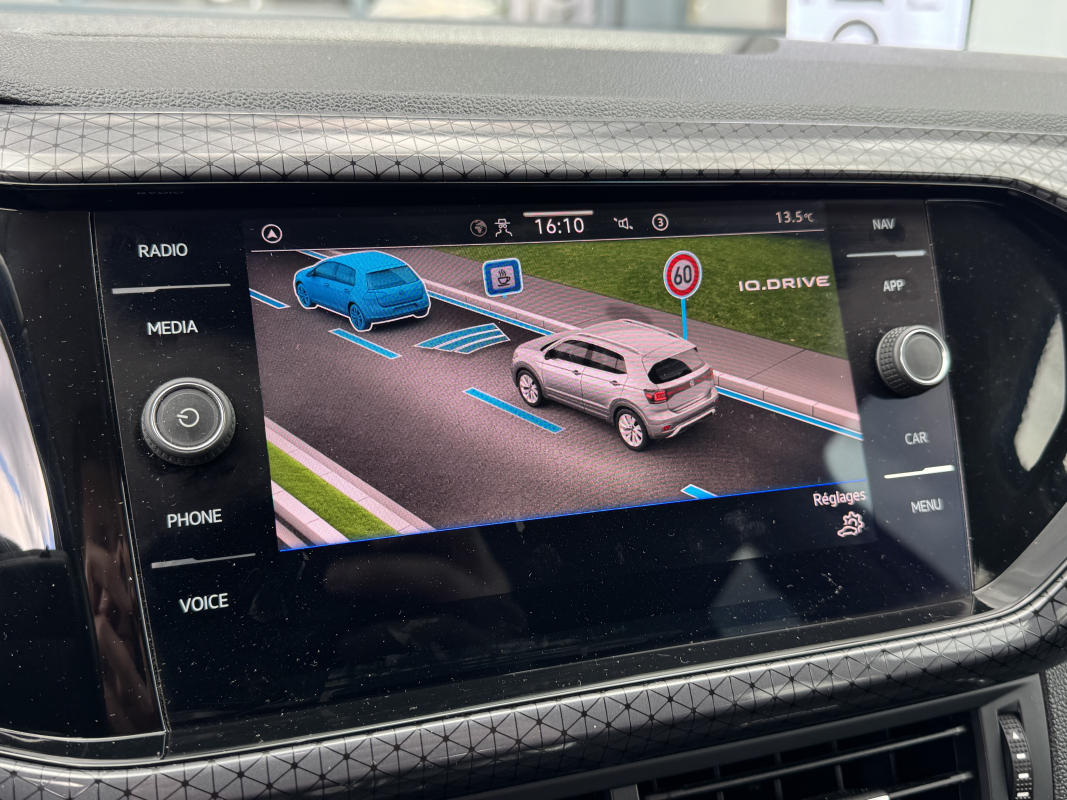 Volkswagen T-Cross — 29