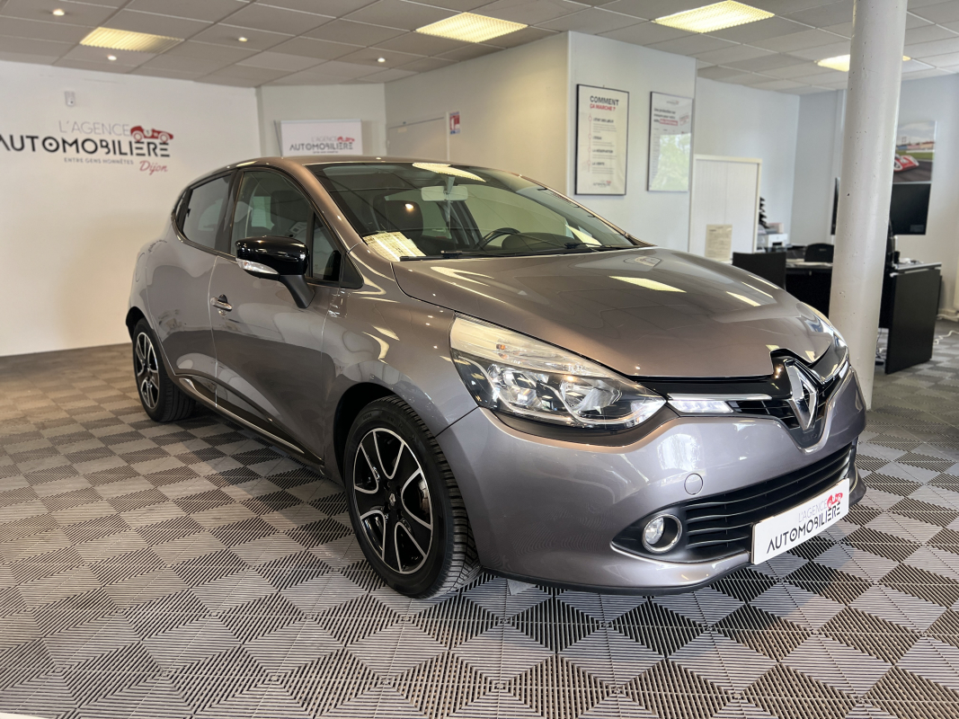 Renault Clio — 2