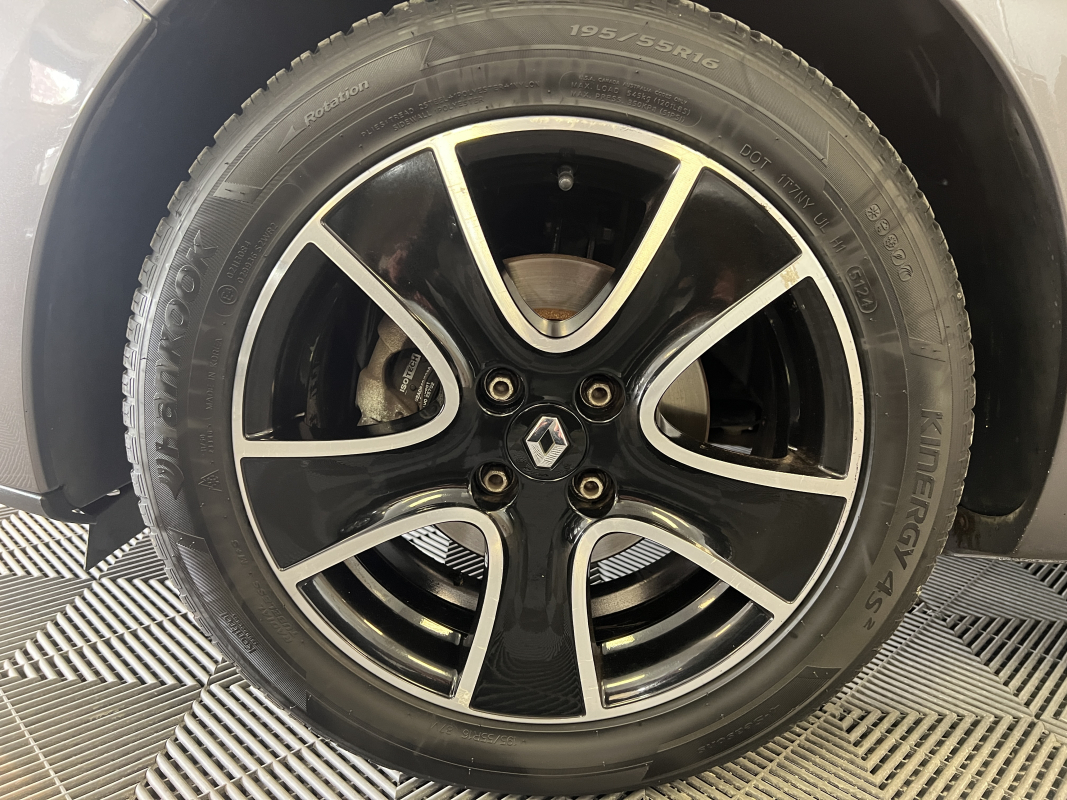Renault Clio — 13