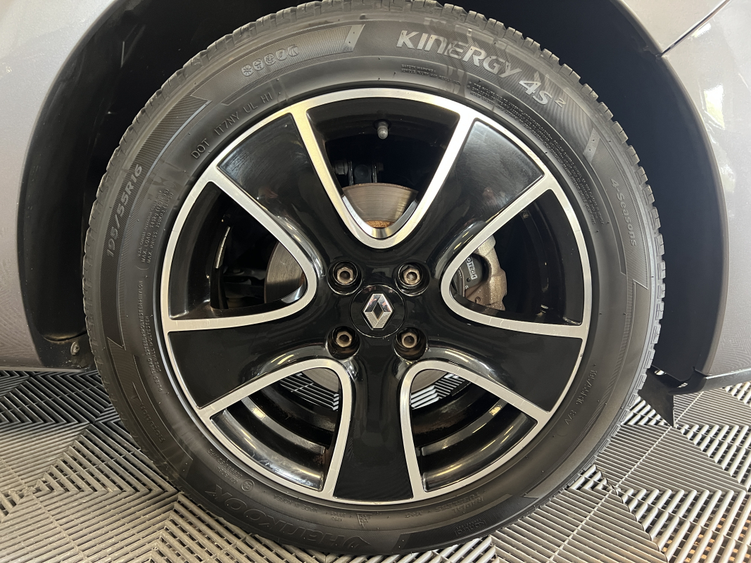 Renault Clio — 14