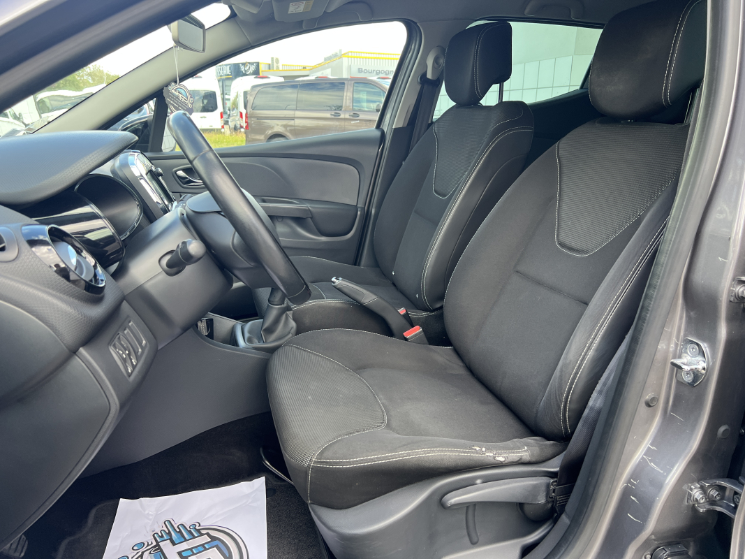 Renault Clio — 7