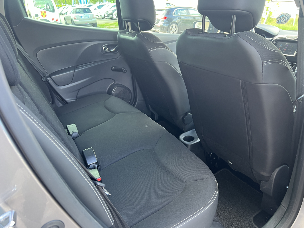 Renault Clio — 21
