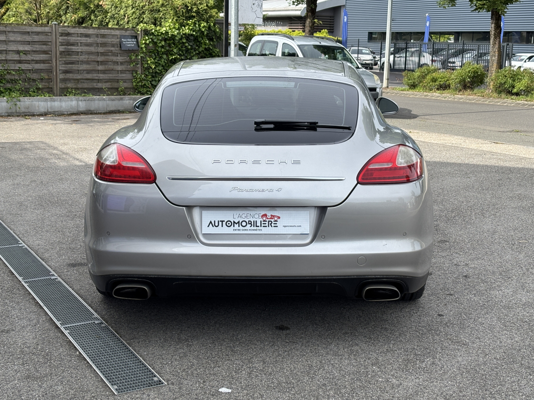 Porsche Panamera — 9