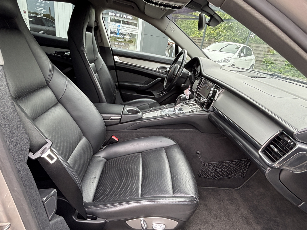 Porsche Panamera — 19