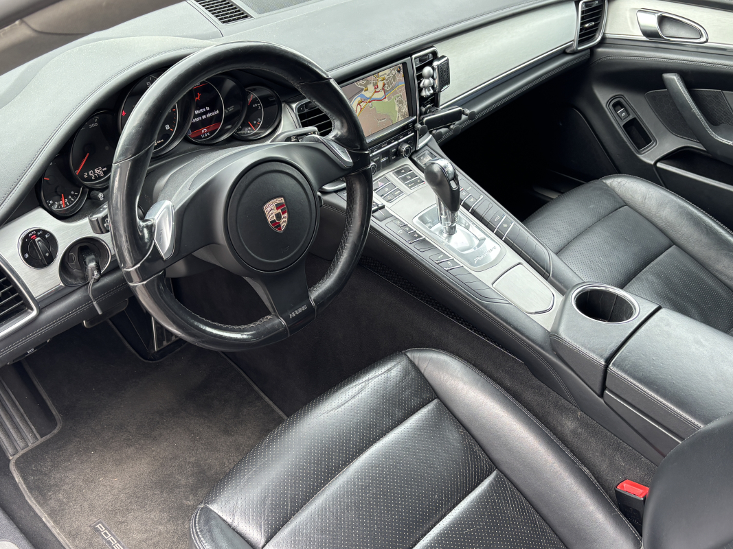 Porsche Panamera — 15
